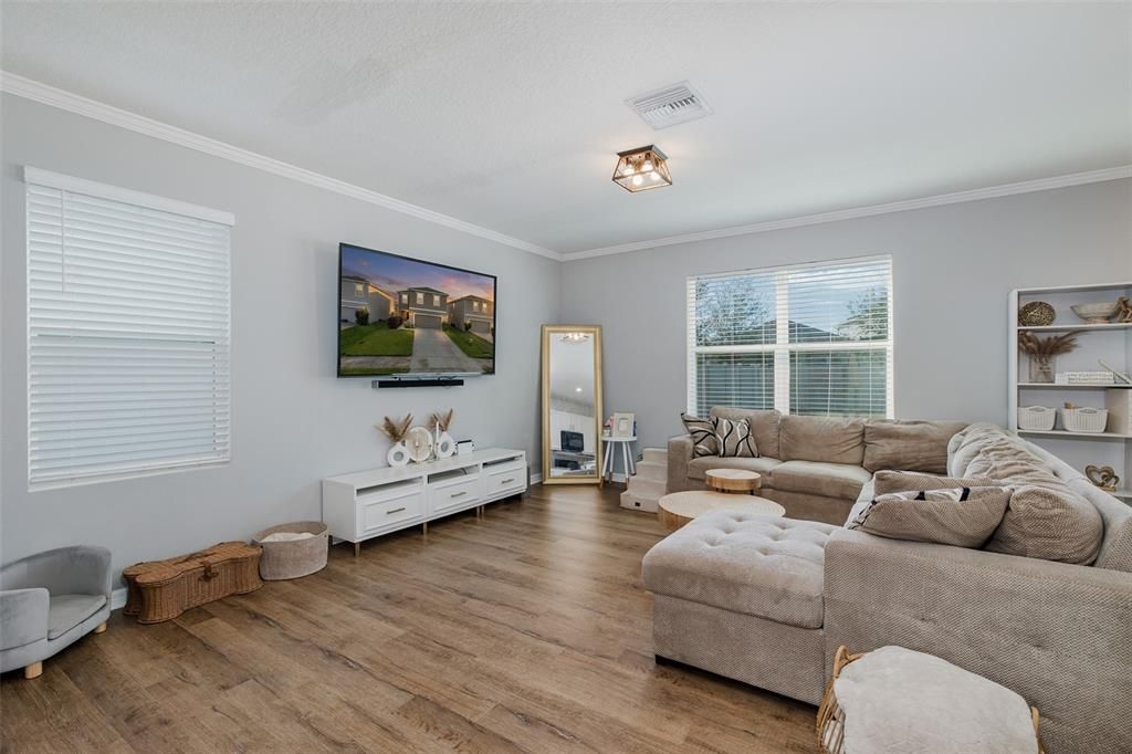 На продажу: $450,000 (4 спален, 2 ванн, 2007 Квадратных фут)