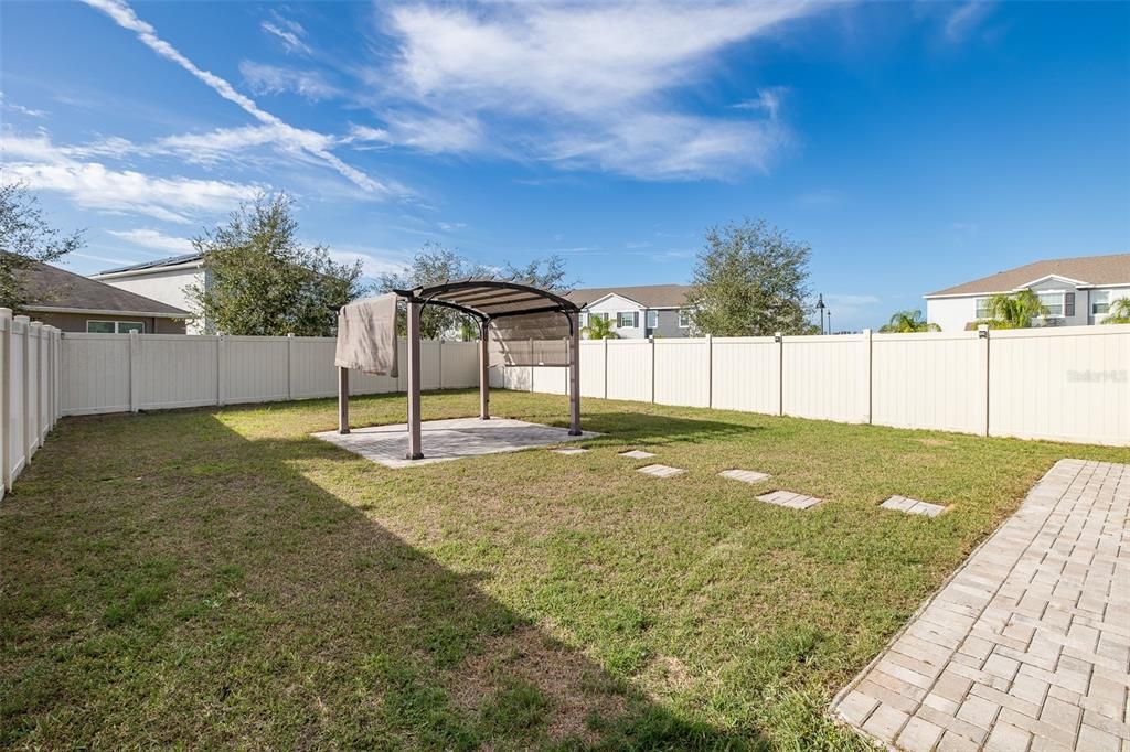 На продажу: $450,000 (4 спален, 2 ванн, 2007 Квадратных фут)