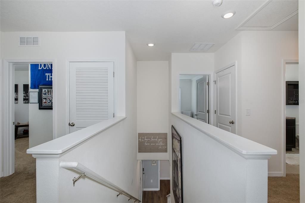 На продажу: $450,000 (4 спален, 2 ванн, 2007 Квадратных фут)