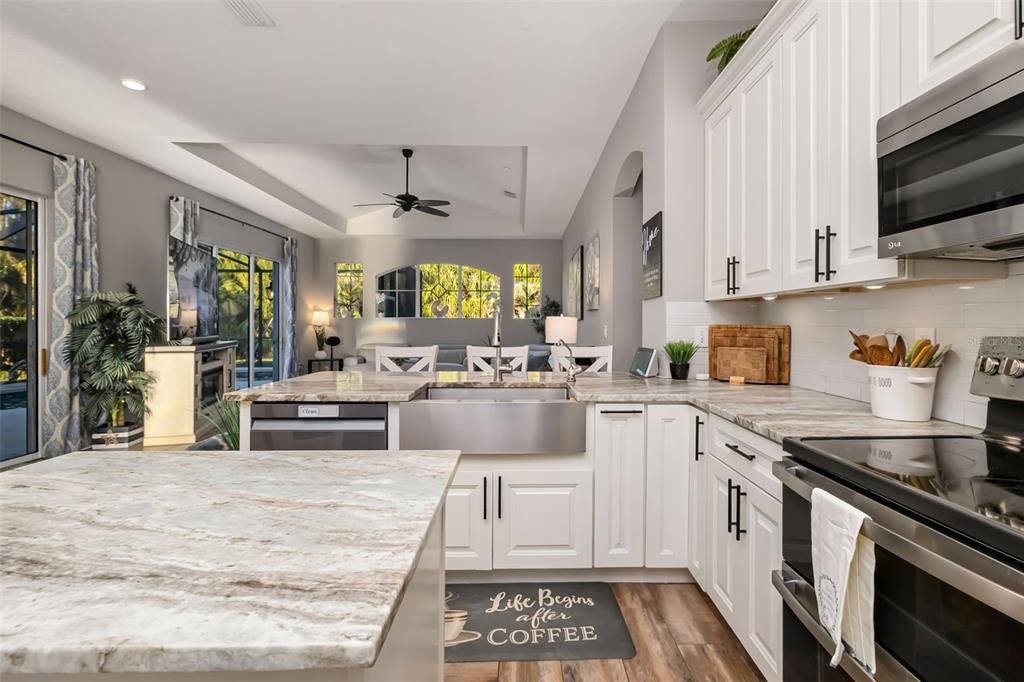 На продажу: $849,900 (4 спален, 3 ванн, 3282 Квадратных фут)