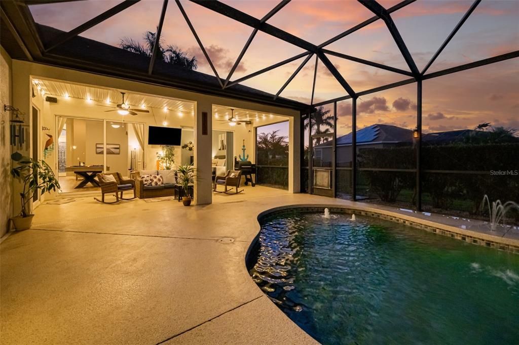 На продажу: $849,900 (4 спален, 3 ванн, 3282 Квадратных фут)