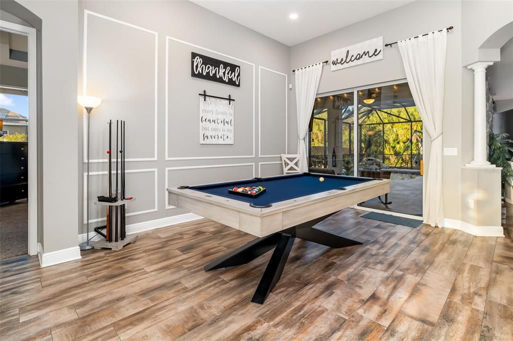 На продажу: $849,900 (4 спален, 3 ванн, 3282 Квадратных фут)