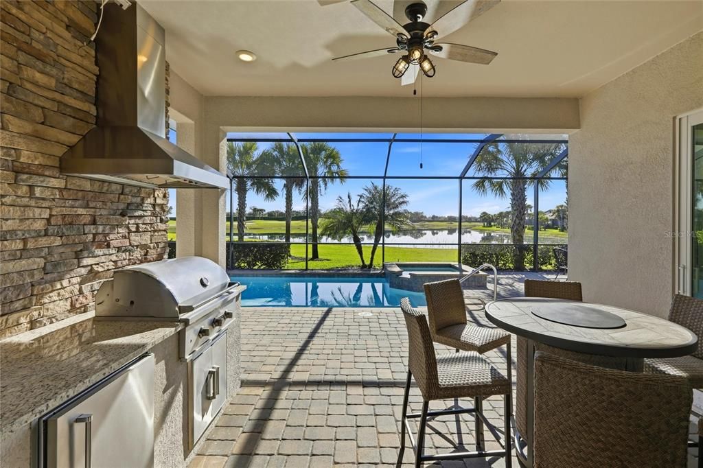 For Sale: $815,000 (3 beds, 3 baths, 2461 Square Feet)