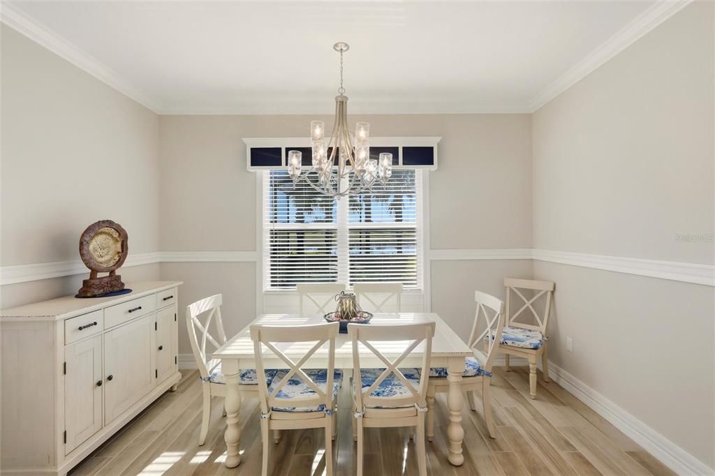 For Sale: $815,000 (3 beds, 3 baths, 2461 Square Feet)