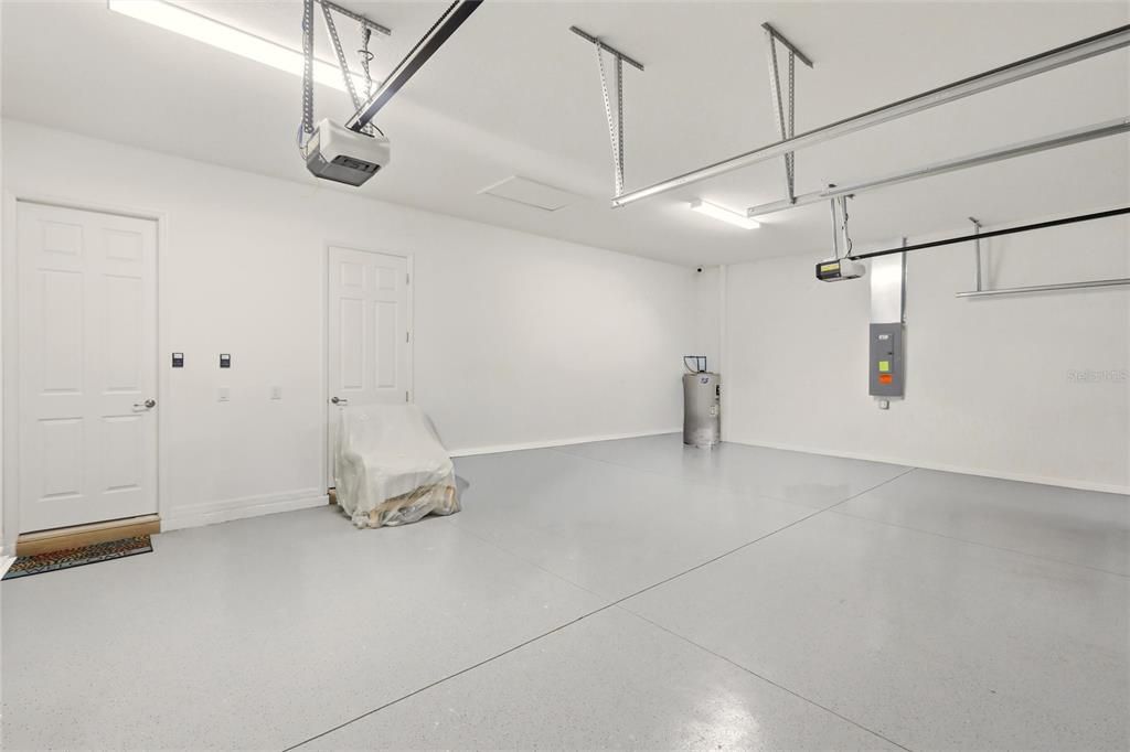 For Sale: $815,000 (3 beds, 3 baths, 2461 Square Feet)