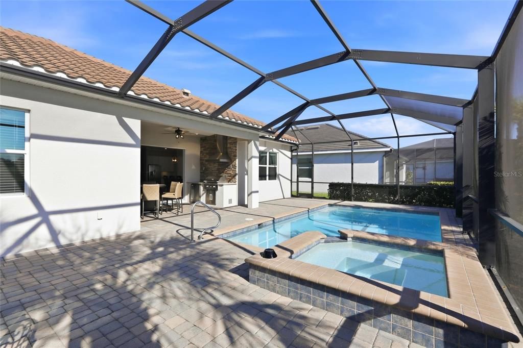 For Sale: $815,000 (3 beds, 3 baths, 2461 Square Feet)