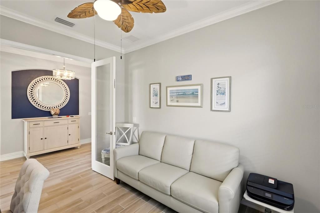 For Sale: $815,000 (3 beds, 3 baths, 2461 Square Feet)