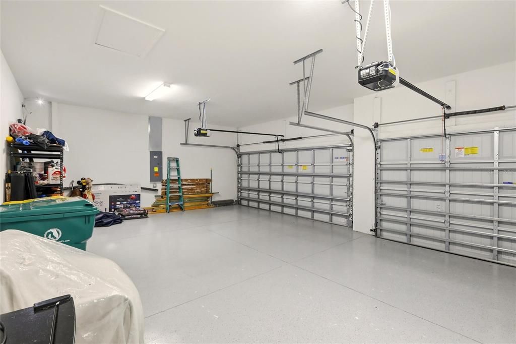 For Sale: $815,000 (3 beds, 3 baths, 2461 Square Feet)