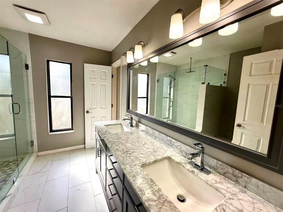 For Rent: $2,500 (4 beds, 2 baths, 1773 Square Feet)