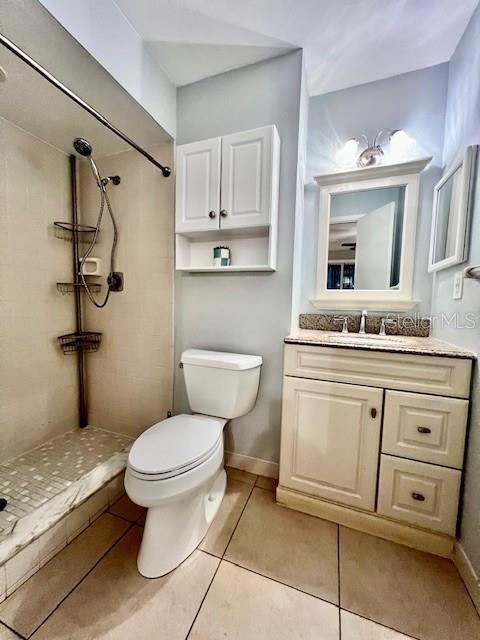 В аренду: $1,700 (2 спален, 2 ванн, 1120 Квадратных фут)