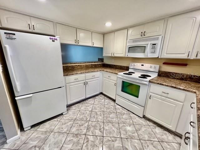 В аренду: $1,700 (2 спален, 2 ванн, 1120 Квадратных фут)