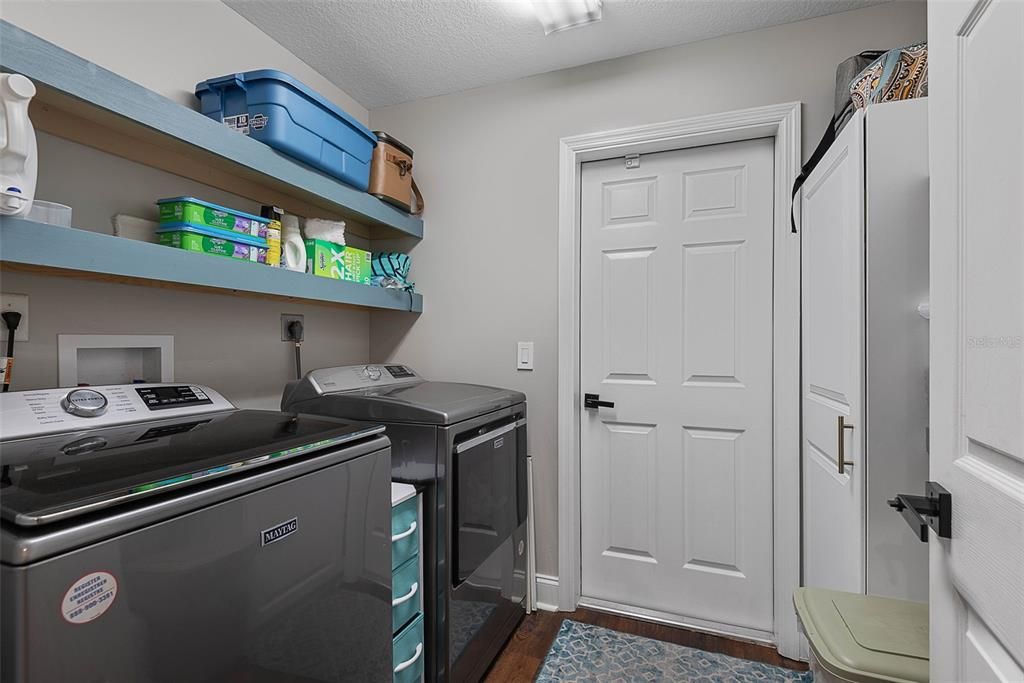 For Sale: $560,000 (4 beds, 3 baths, 2588 Square Feet)