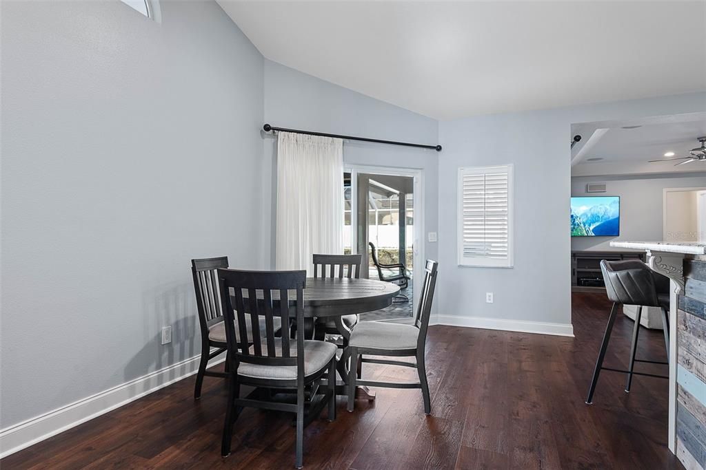 For Sale: $560,000 (4 beds, 3 baths, 2588 Square Feet)