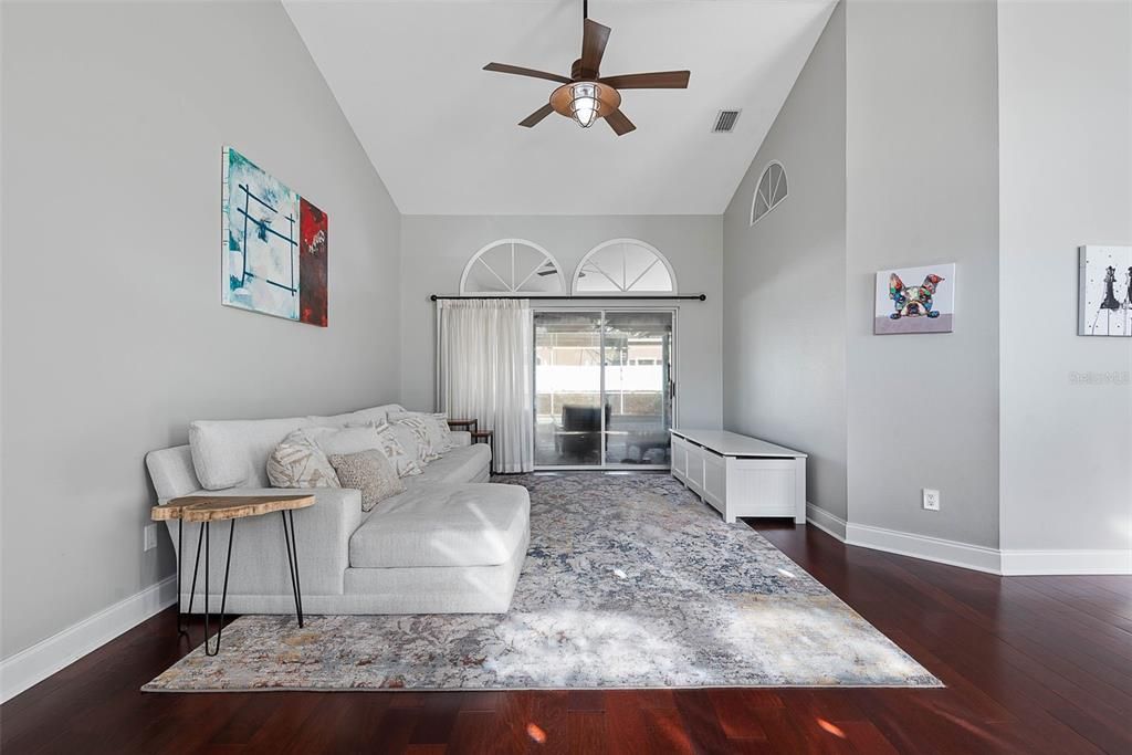 For Sale: $560,000 (4 beds, 3 baths, 2588 Square Feet)