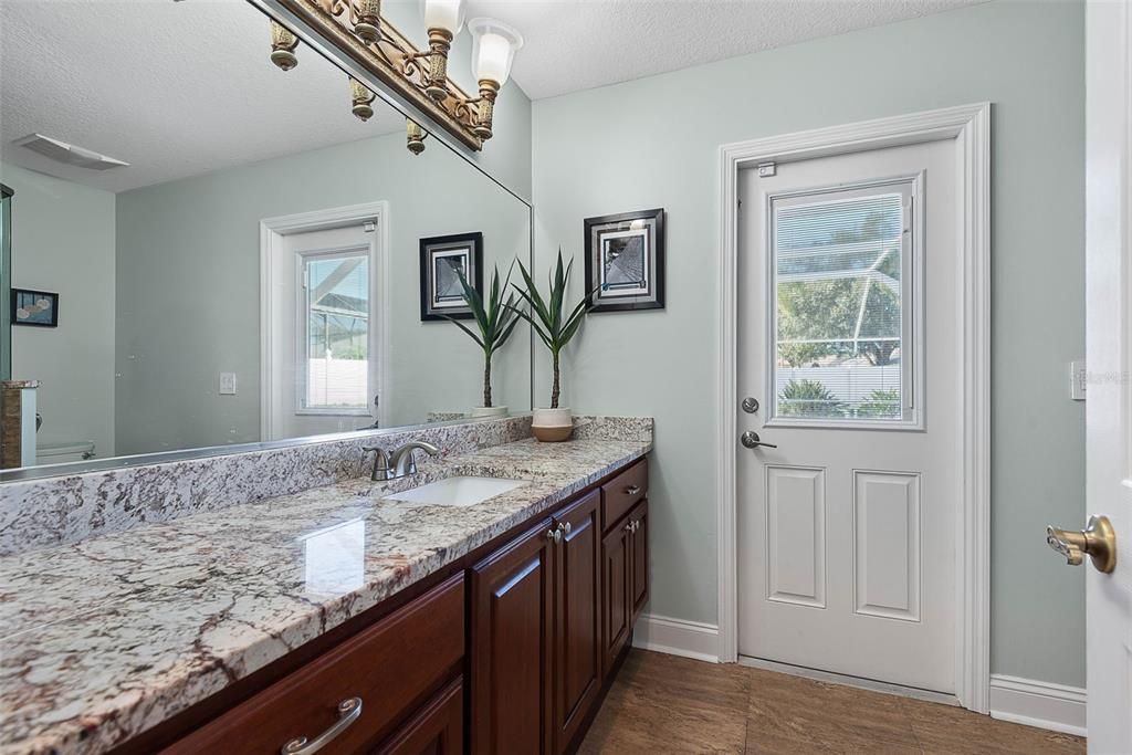 For Sale: $560,000 (4 beds, 3 baths, 2588 Square Feet)