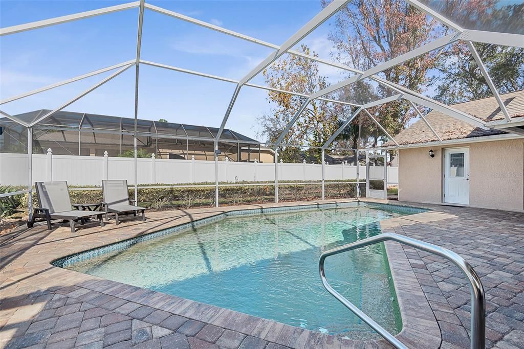 For Sale: $560,000 (4 beds, 3 baths, 2588 Square Feet)