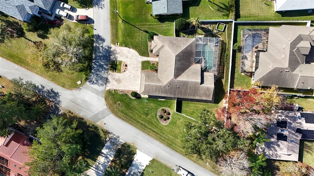 For Sale: $560,000 (4 beds, 3 baths, 2588 Square Feet)