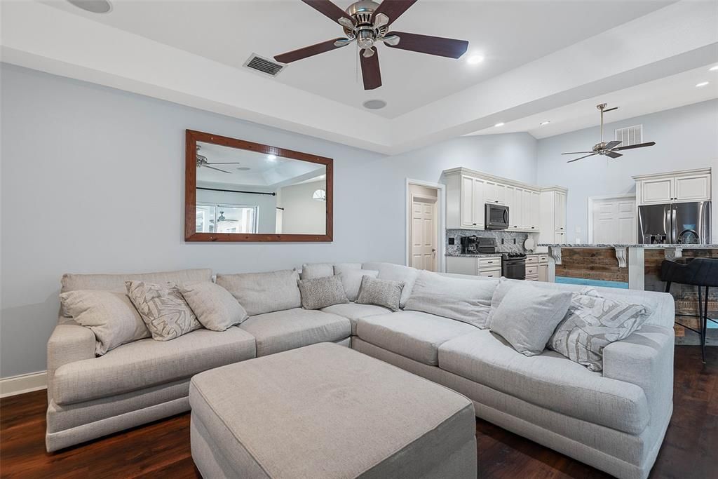 For Sale: $560,000 (4 beds, 3 baths, 2588 Square Feet)