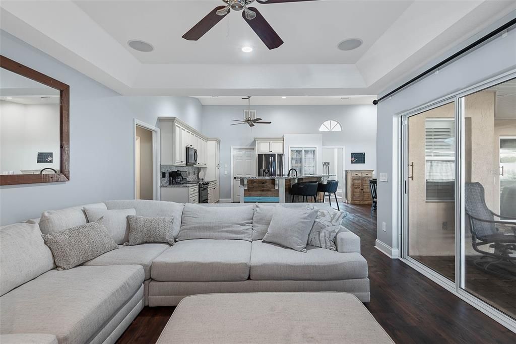 For Sale: $560,000 (4 beds, 3 baths, 2588 Square Feet)