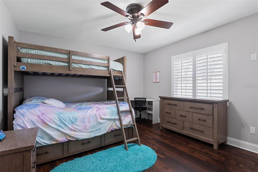 For Sale: $560,000 (4 beds, 3 baths, 2588 Square Feet)