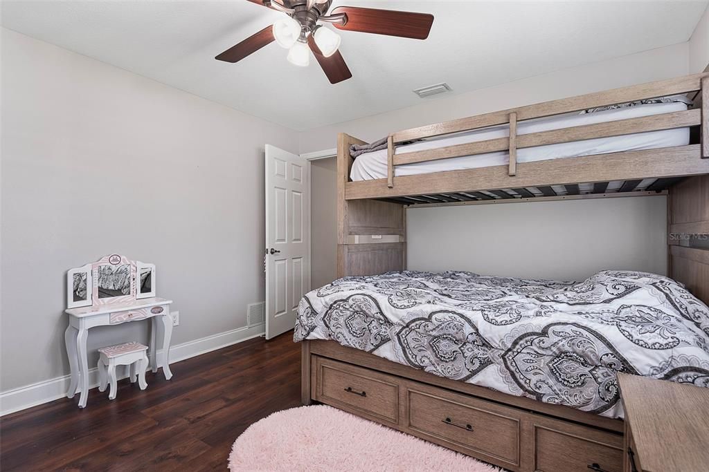 For Sale: $560,000 (4 beds, 3 baths, 2588 Square Feet)