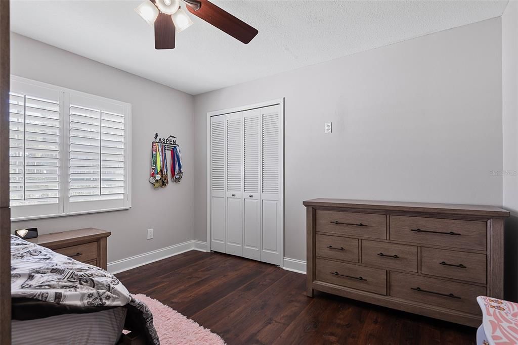 For Sale: $560,000 (4 beds, 3 baths, 2588 Square Feet)