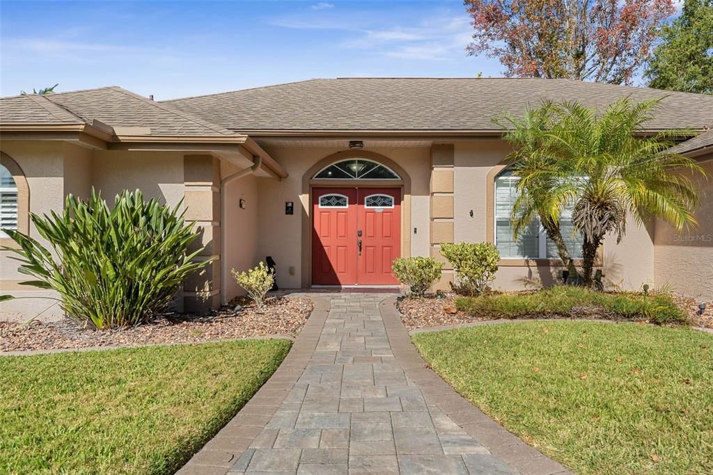 For Sale: $560,000 (4 beds, 3 baths, 2588 Square Feet)