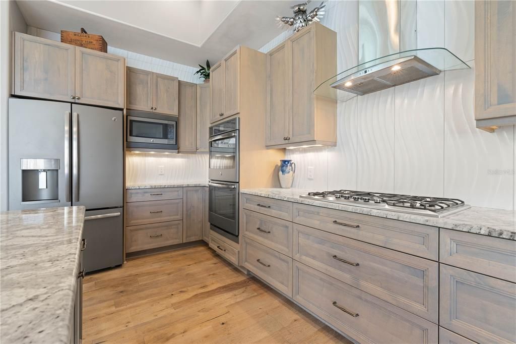 待售: $1,390,000 (3 贝兹, 3 浴室, 3408 平方英尺)