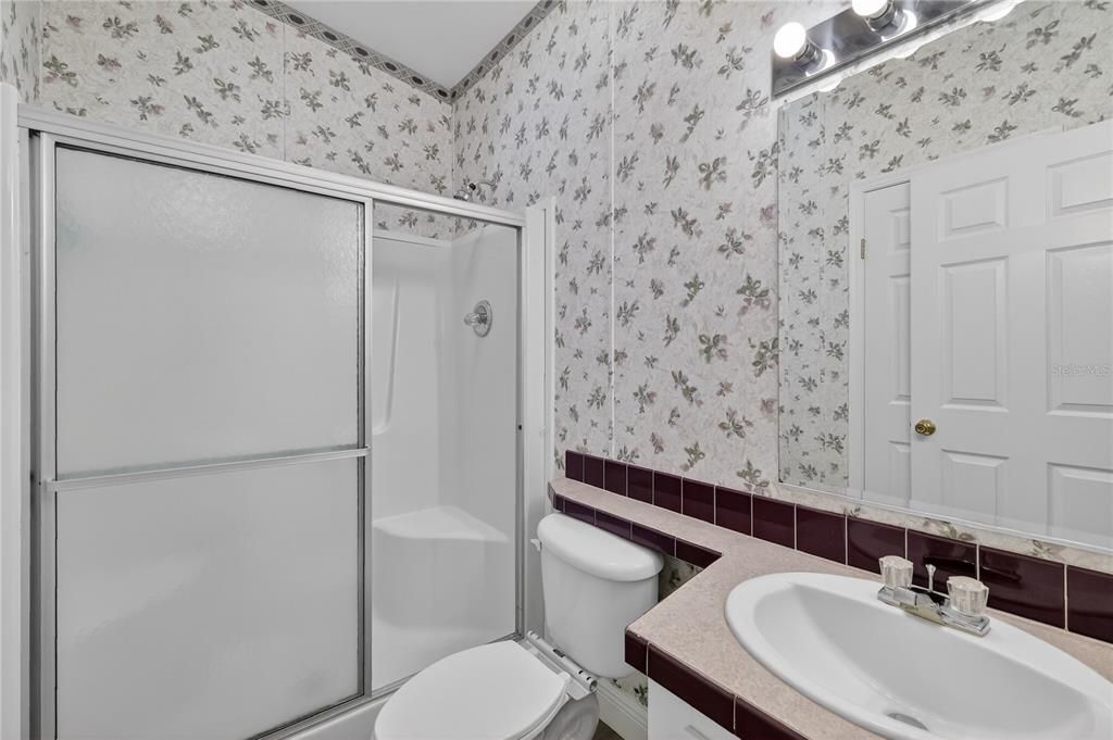 待售: $225,000 (3 贝兹, 2 浴室, 1612 平方英尺)