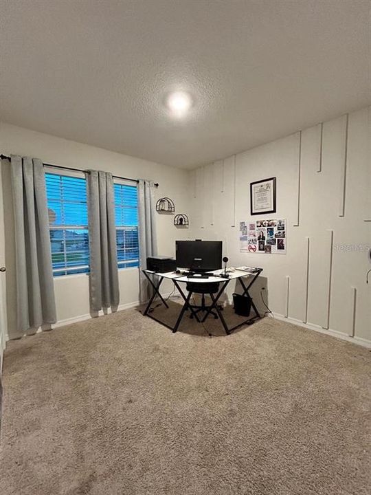 出租: $2,100 (4 贝兹, 2 浴室, 1867 平方英尺)