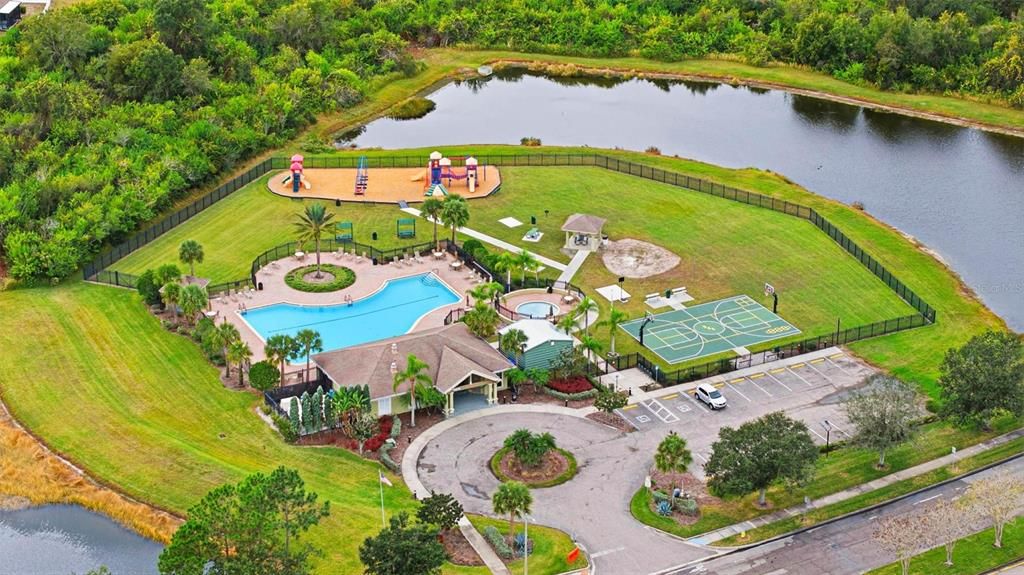 For Sale: $690,000 (4 beds, 4 baths, 3453 Square Feet)