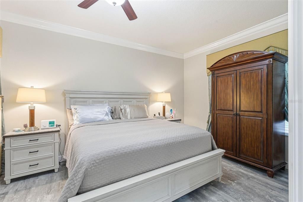 For Sale: $690,000 (4 beds, 4 baths, 3453 Square Feet)