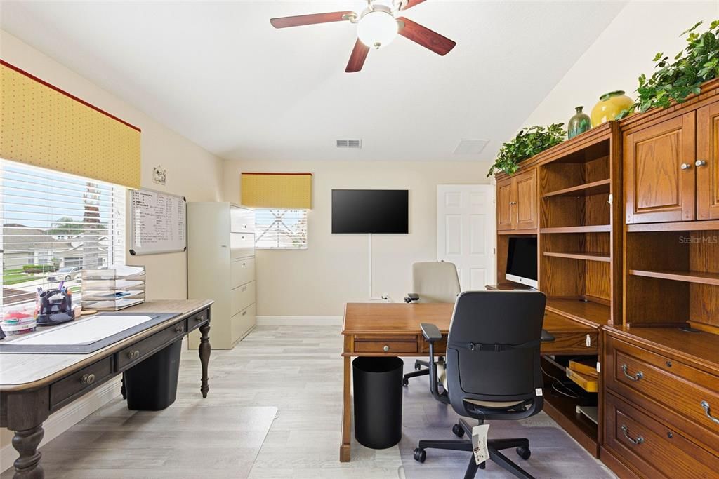 For Sale: $690,000 (4 beds, 4 baths, 3453 Square Feet)