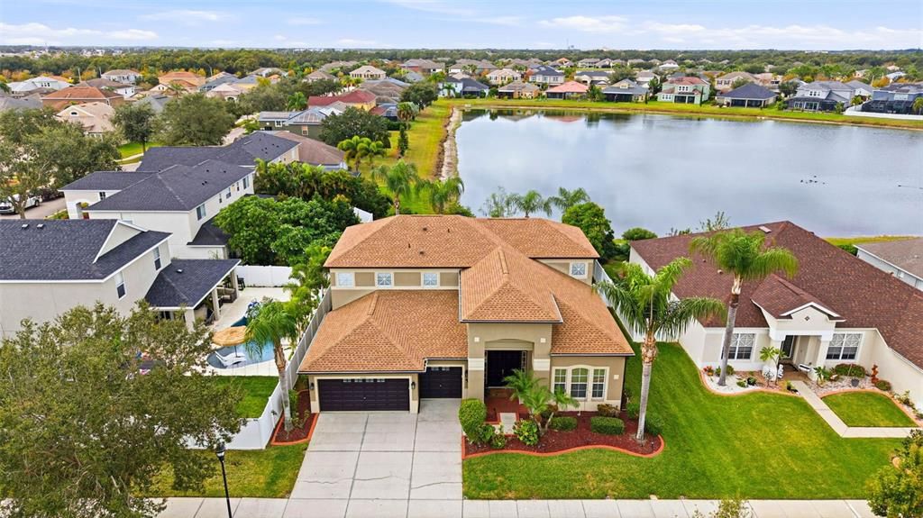 For Sale: $690,000 (4 beds, 4 baths, 3453 Square Feet)