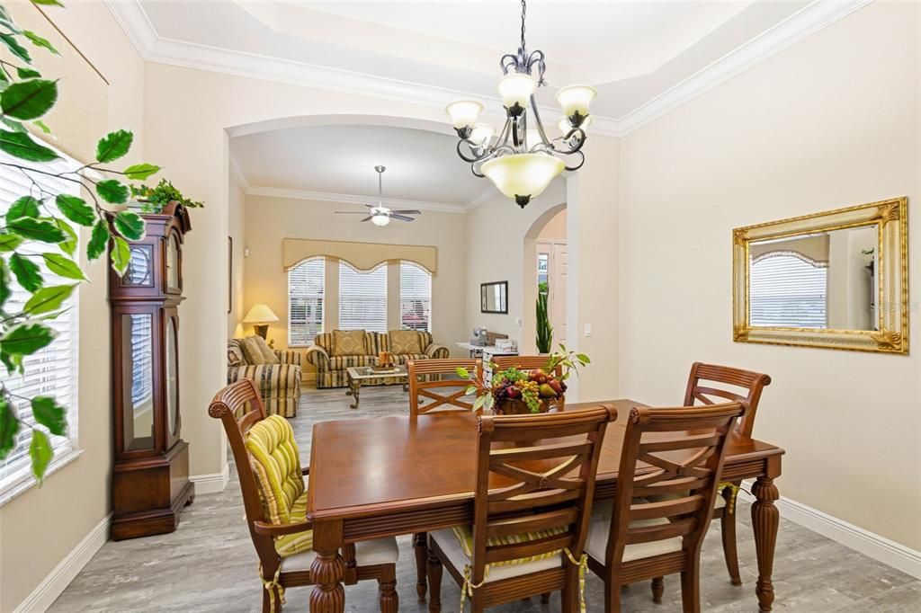 For Sale: $690,000 (4 beds, 4 baths, 3453 Square Feet)