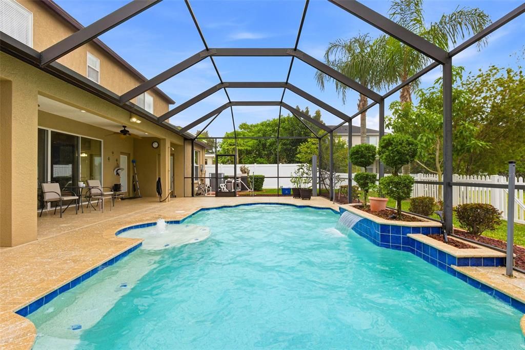 For Sale: $690,000 (4 beds, 4 baths, 3453 Square Feet)