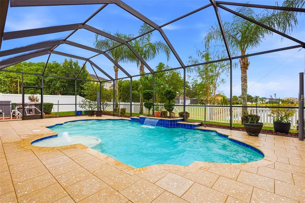 For Sale: $690,000 (4 beds, 4 baths, 3453 Square Feet)