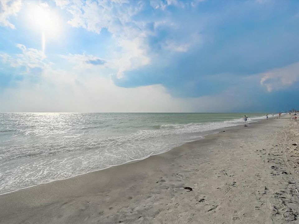 出租: $6,000 (2 贝兹, 2 浴室, 1867 平方英尺)