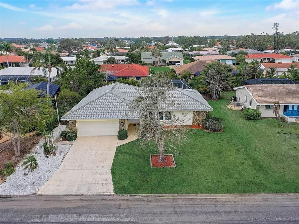 出租: $6,000 (2 贝兹, 2 浴室, 1867 平方英尺)