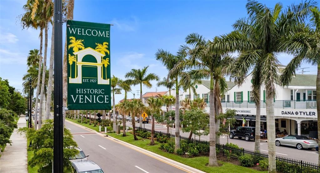 В аренду: $6,000 (2 спален, 2 ванн, 1867 Квадратных фут)