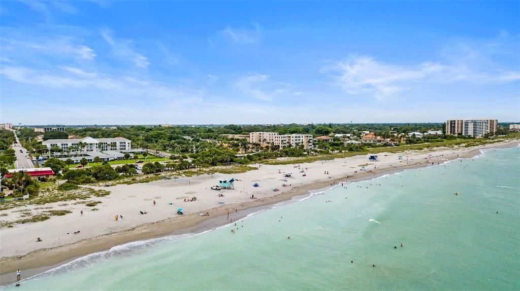 В аренду: $6,000 (2 спален, 2 ванн, 1867 Квадратных фут)