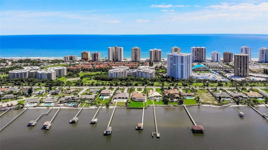 На продажу: $259,000 (2 спален, 2 ванн, 1400 Квадратных фут)