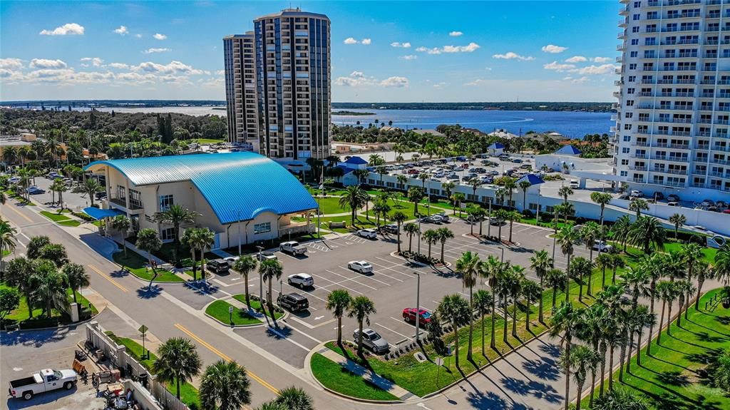 На продажу: $259,000 (2 спален, 2 ванн, 1400 Квадратных фут)