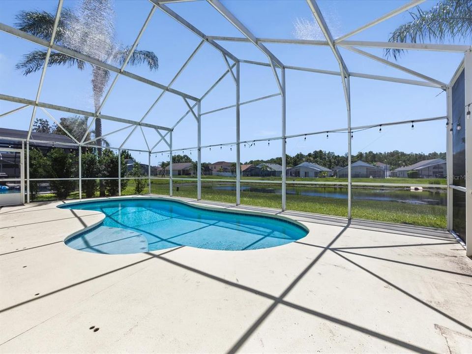 En Renta: $3,000 (6 camas, 4 baños, 2718 Pies cuadrados)