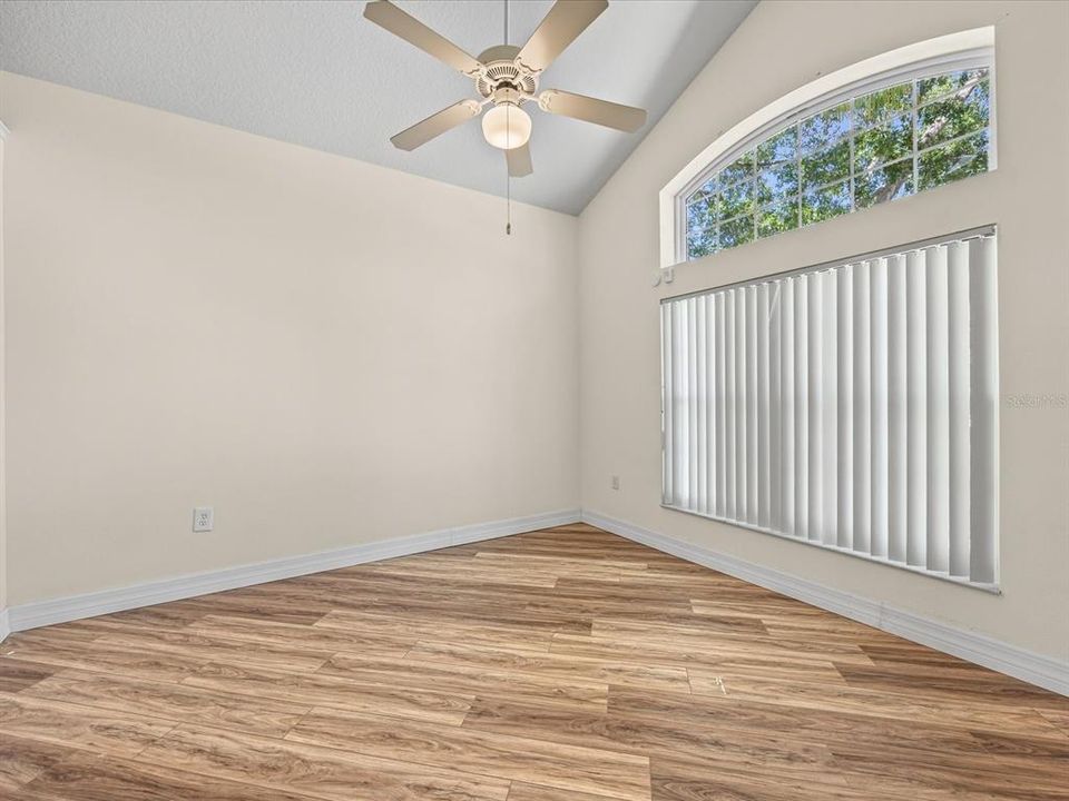 En Renta: $3,000 (6 camas, 4 baños, 2718 Pies cuadrados)