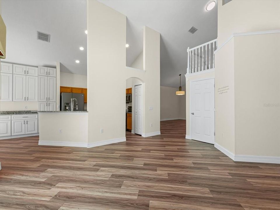 En Renta: $3,000 (6 camas, 4 baños, 2718 Pies cuadrados)