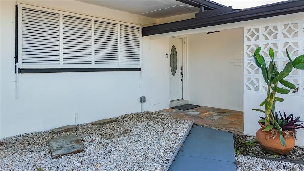 出租: $3,400 (3 贝兹, 2 浴室, 1263 平方英尺)