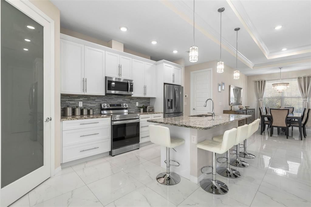 For Sale: $619,900 (3 beds, 2 baths, 1900 Square Feet)