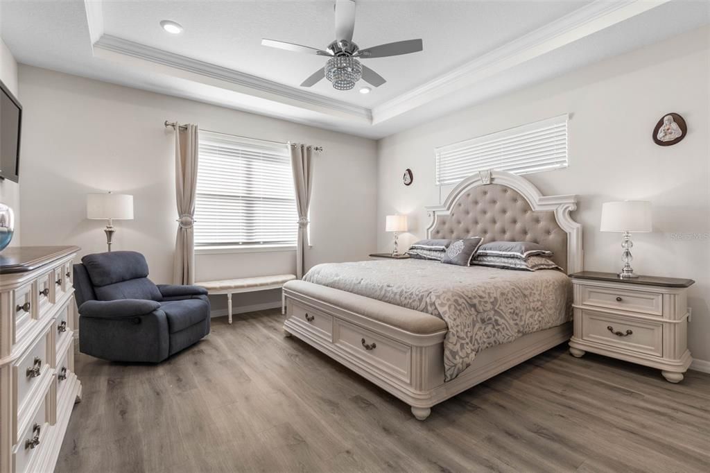 For Sale: $619,900 (3 beds, 2 baths, 1900 Square Feet)