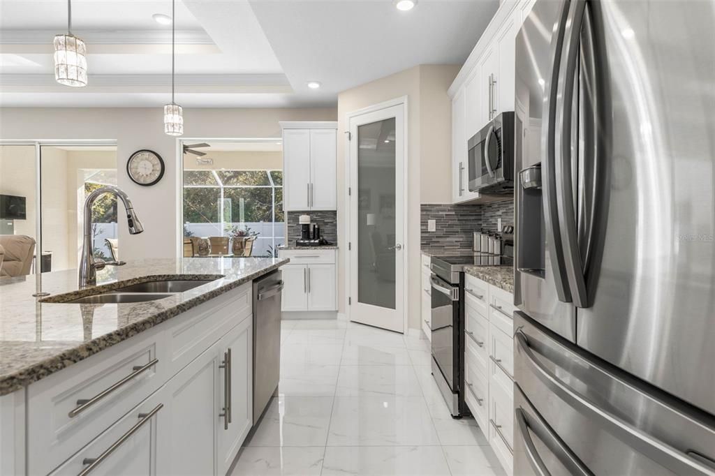 For Sale: $619,900 (3 beds, 2 baths, 1900 Square Feet)